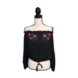 ~Hollister Black off the shoulder floral top